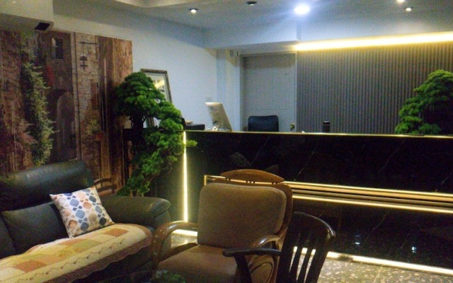 Sky Hotel