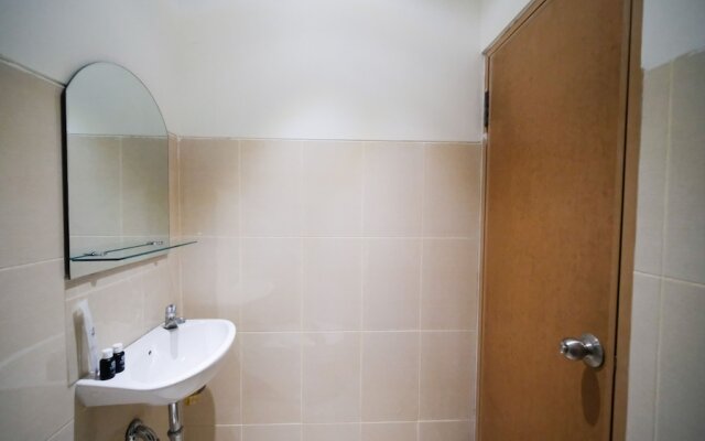 Best Choice And Tidy Studio At Bale Hinggil Apartment