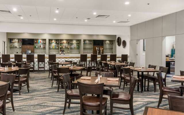 Best Western Premier Calgary Plaza Hotel & Conference Centre