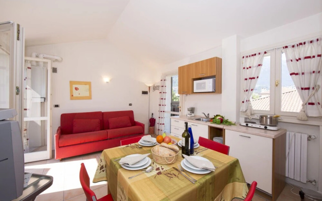 Porto Letizia Mimosa 5