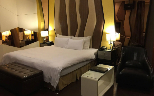 Discovery Motel - Yanping