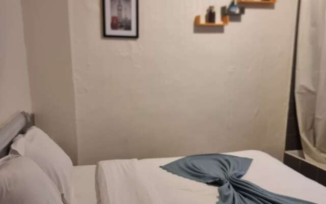 Aboukir Hotel