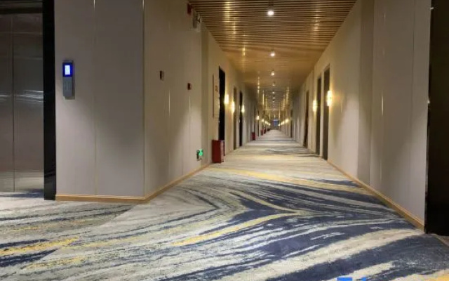 Yihe Zhishang Hotel, Linxiang District, Lincang City