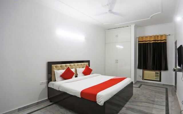 OYO 48900 Grand & Epic Inn