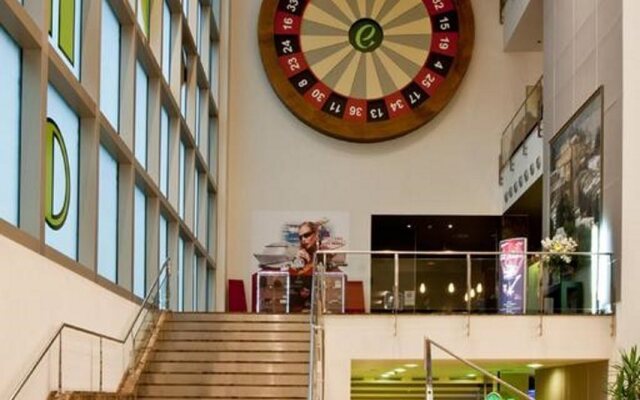NH Gran Hotel Casino Extremadura