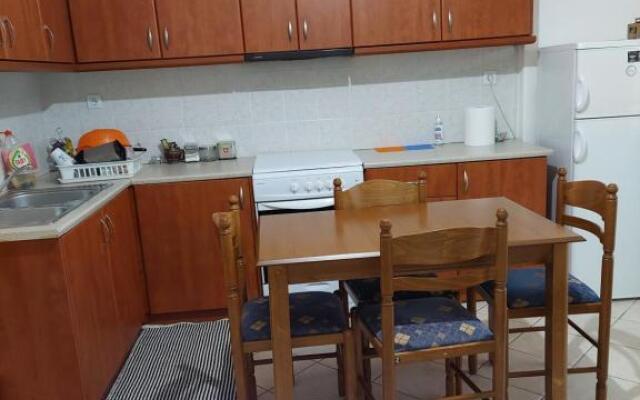 Amazing Theokritoy B2 in Tripolis free parking