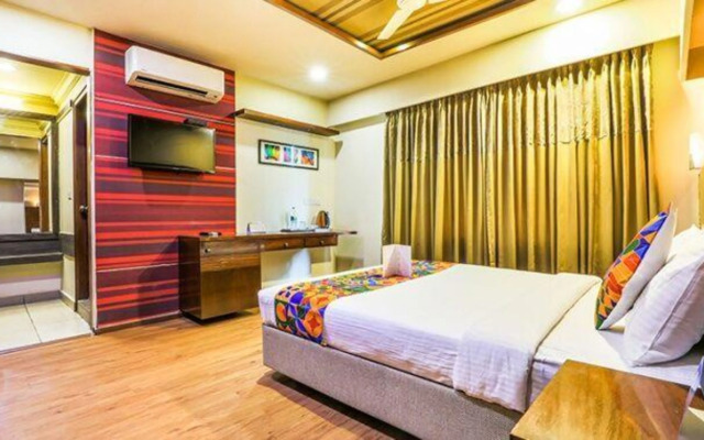 The Berrys Hotel by OYO