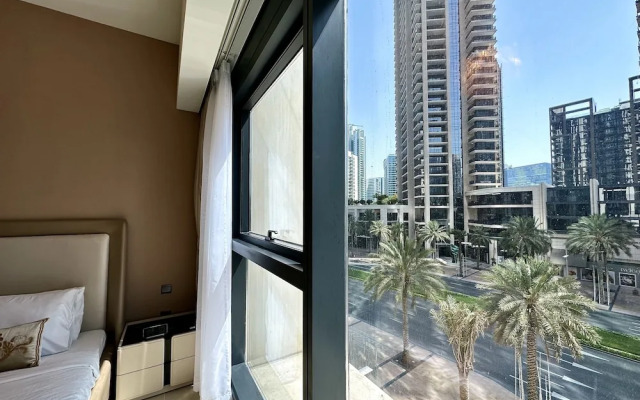 LuxBnB Dubai Opera Act-1 Boulevard Views
