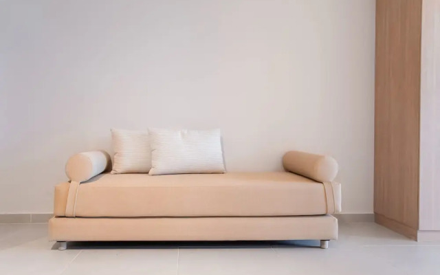 w Comfortable Loft w Balcony in Crespo