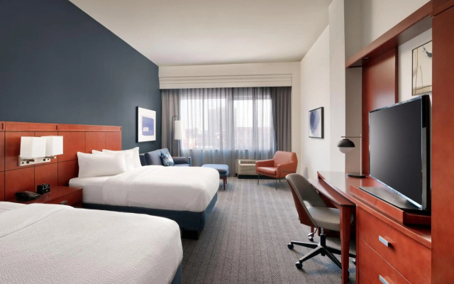 Courtyard by Marriott Lincoln Downtown