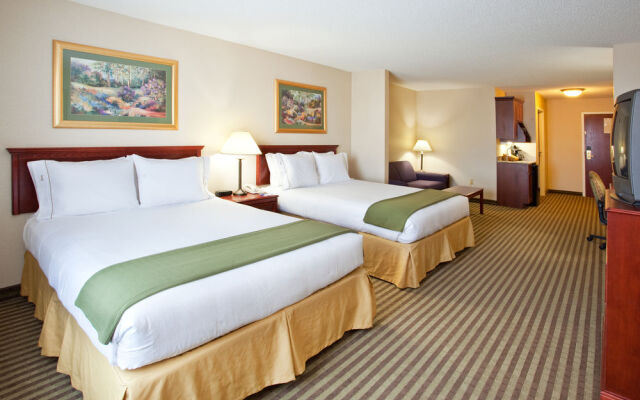 Holiday Inn Express Hotel & Suites CIRCLEVILLE