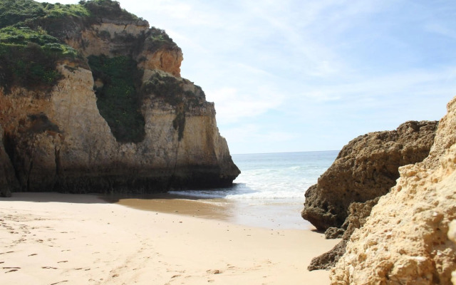 Villa Linda, Alto da Ria