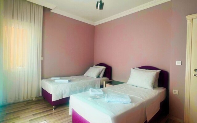 Seabird Suite Hotel