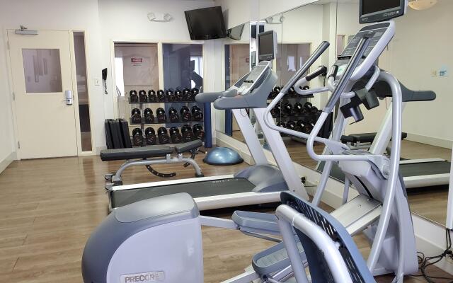 Holiday Inn Express & Suites, International Drive by IHG
