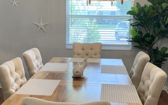 Poolside Retreat Boynton Beach