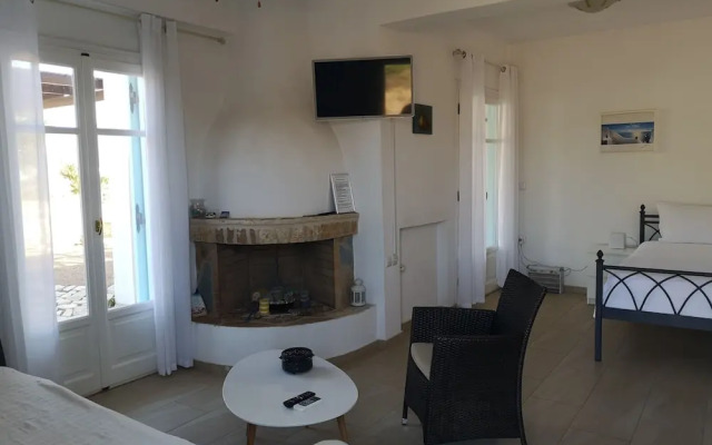 Antiparos Luxury Apartments