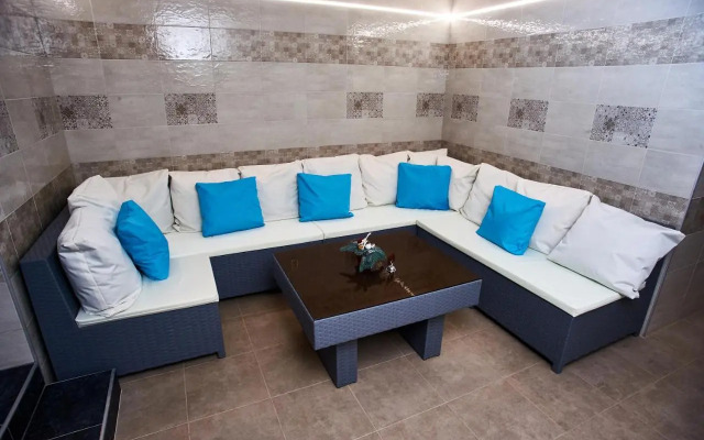 5 Kaminov VIP Apartments