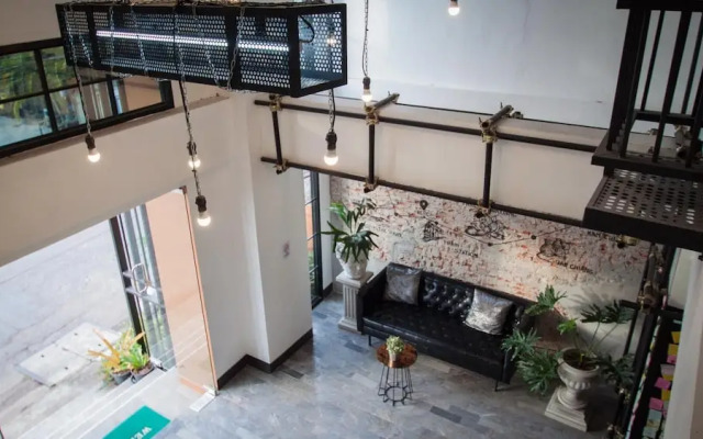 V1 Room Hotel