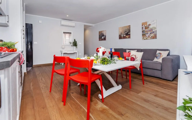 Nel Centro City Apartment