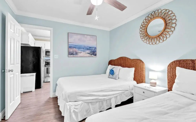 Beachside Villas 214
