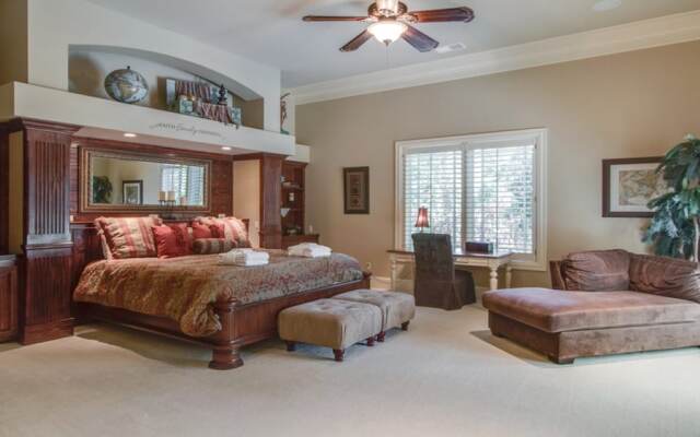 23 Pelican 6 Bedroom Home