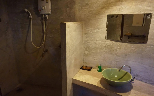 The Tropical Beach Resort