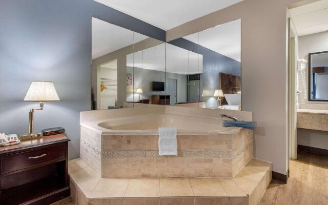 Econo Lodge Aiken Central