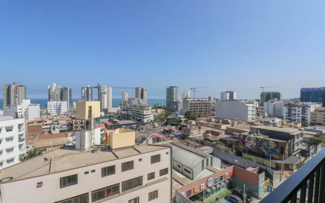 w Artistic 2BR With Balcony in Miraflores
