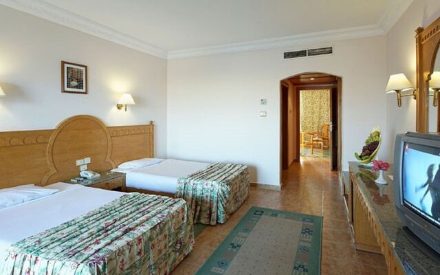 Pensee Royal Garden Beach Resort