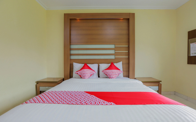 Hotel Senen Indah Syariah – Guest Rooms – Jakarta