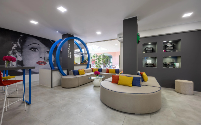 La Villa, Sure Hotel Collection by Best Western