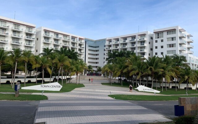 Town Center Paradise in Playa Blanca