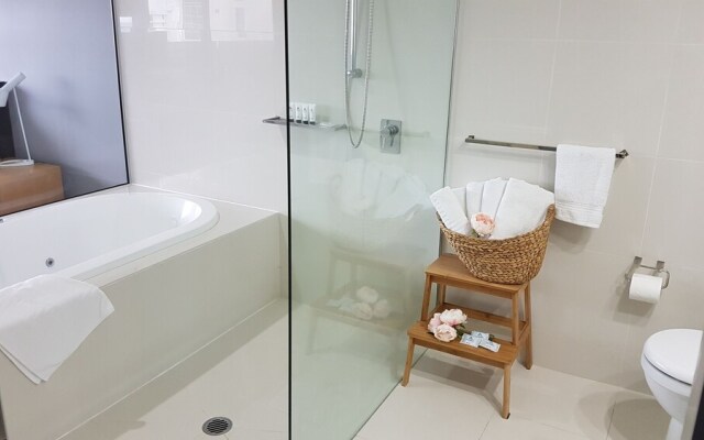 Circle Luxury Holidays