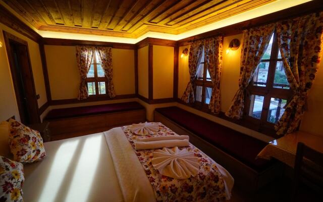 Yeni Konak Hotel