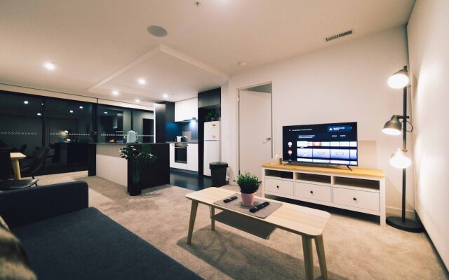 Midnight Apartments Accommodate Canberra