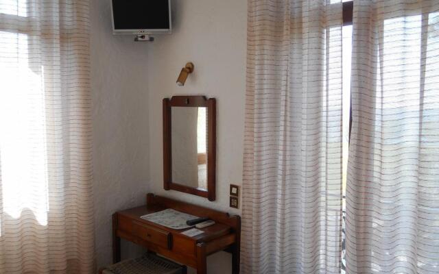 Pythais Hotel
