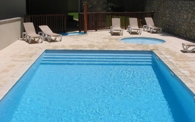 APPARTEMENT CALME 5 PERSONNEs CENTRE ST LARY