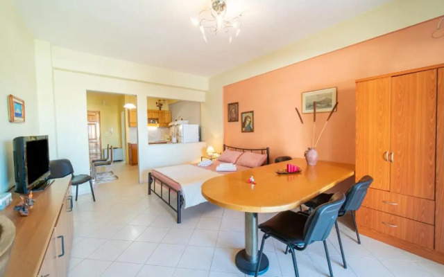 Afrodite Lefkimmi Apartment 2