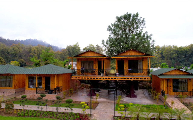 Pumpkin Hotel's Tusk N Woods