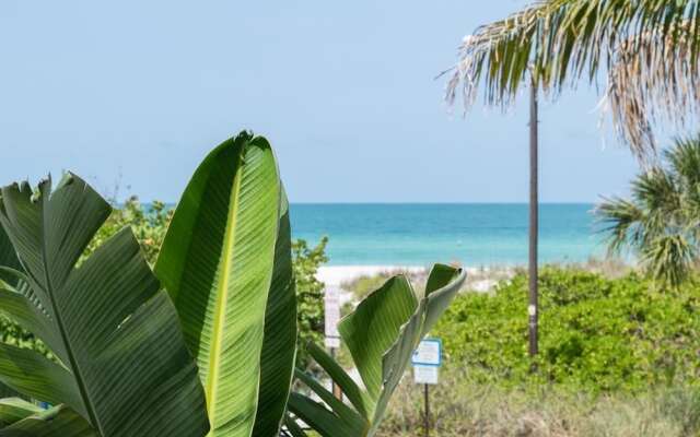 AM Beach Place Unit 3