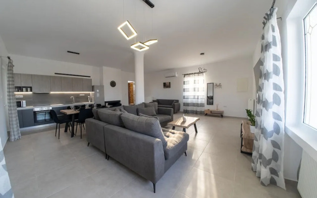 Villa Nontas Ntina with Private Pool