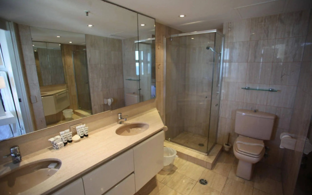 Gold Coast Amor'e Luxury Sub Penthouse