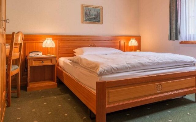 Swiss Chalet-Style Hotel Walliser Spycher