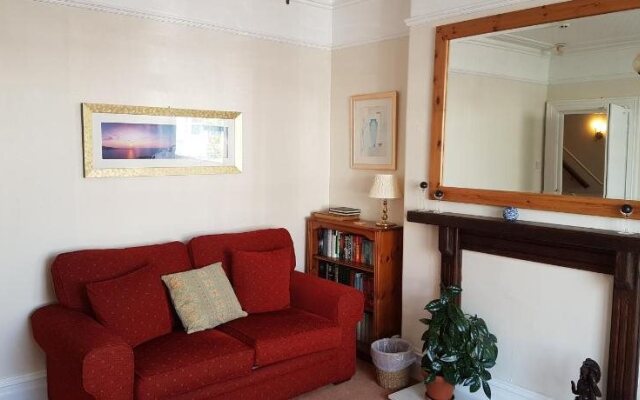Montrose Guest House