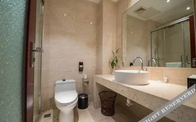 Yineng International Hotel
