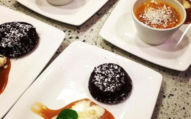 Country Lane Gardens