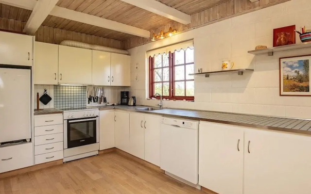 6 Person Holiday Home in Thyholm