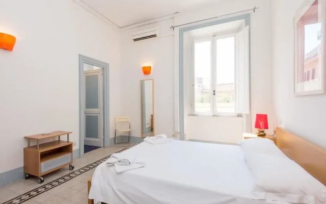 RSH Vatican Comfortable Sunny Apartment