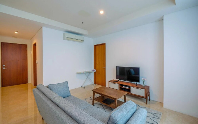 Stylish And Cozy 1Br Apartment At Veranda Residence Puri