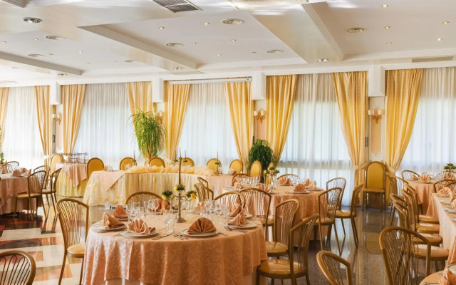 Hotel Mediterraneo